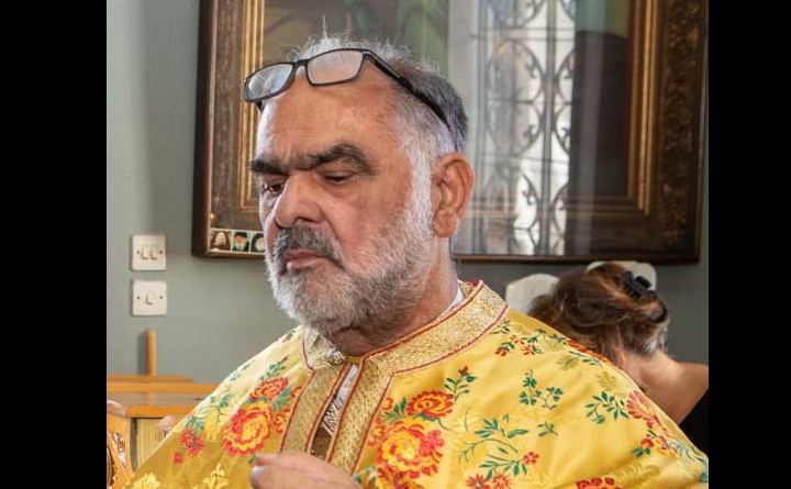 Πέθανε ο παπά-Τσάκαλος – Γνωστός από τις τηλεοπτικές του εμφανίσεις (Βίντεο)