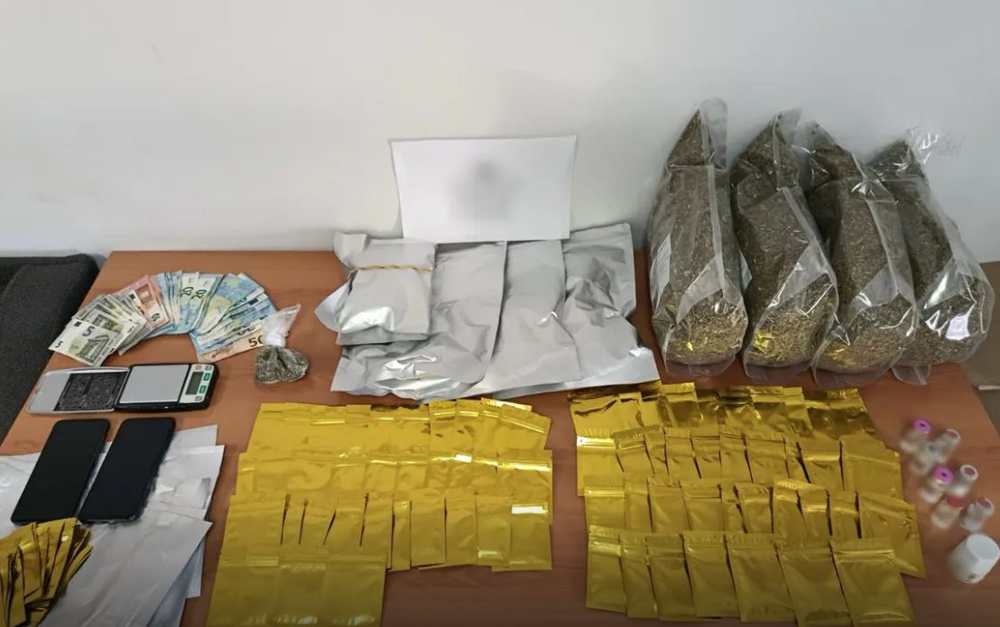 Θεσσαλονίκη: Συνελήφθη 40χρονος με κάνναβη και αναβολικά (Φωτό)