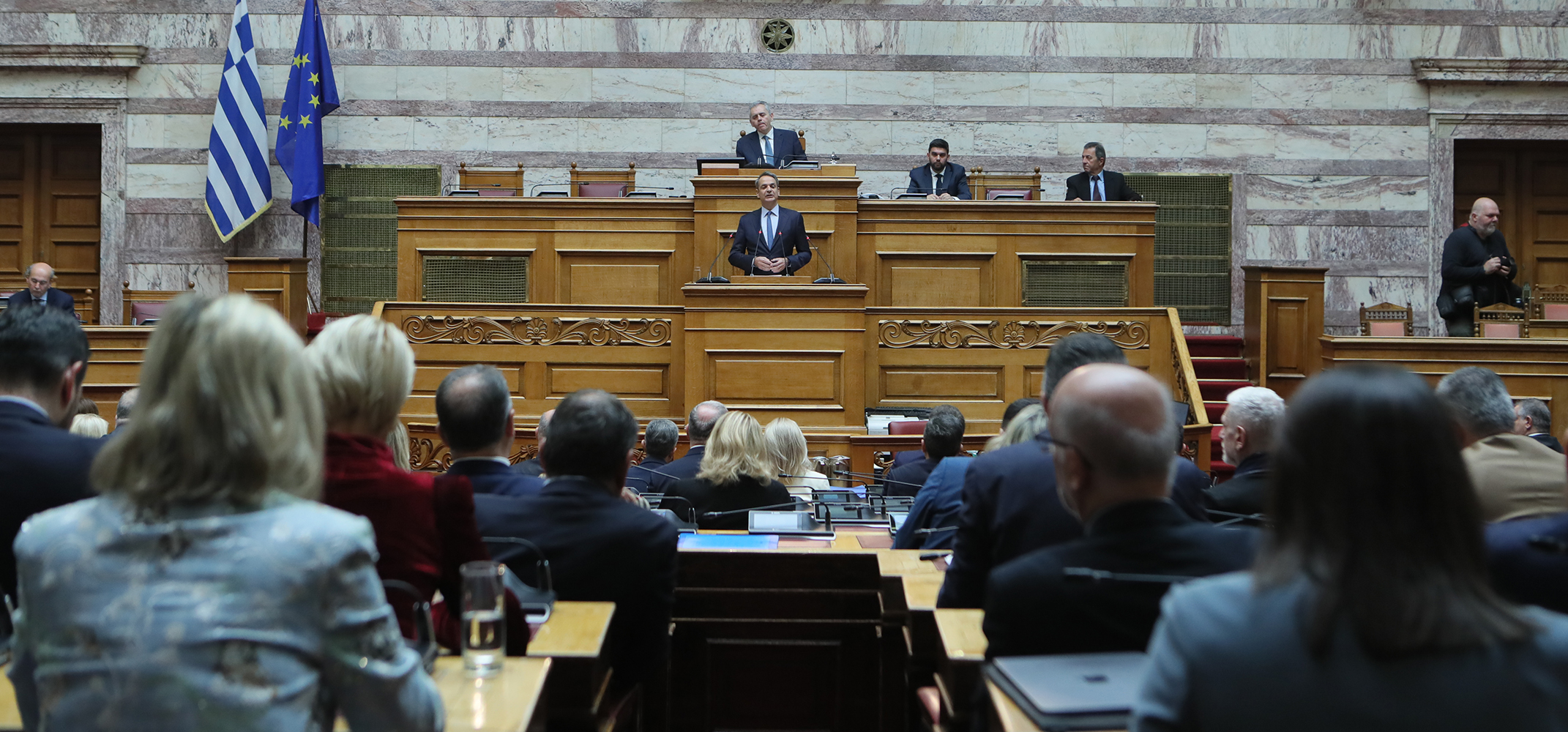 Αντίστροφη μέτρηση για την ΚΟ της ΝΔ – Τι ζητούν οι βουλευτές από το Μαξίμου