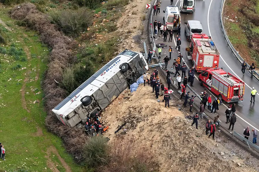 Τουρκία: Τουλάχιστον τέσσερις νεκροί από ανατροπή λεωφορείου στον δρόμο Μαλάτια – Αντιγιαμάν (Βίντεο)