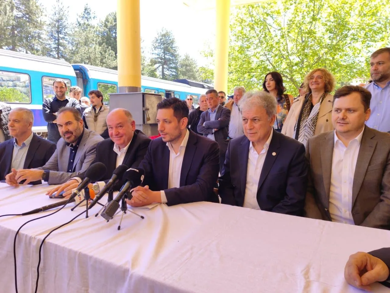 Το τρένο σφύριξε ξανά στη Φλώρινα – «Ανακτάται η εμπιστοσύνη του κόσμου στον σιδηρόδρομο» λέει ο Κυρανάκης (Βίντεο)